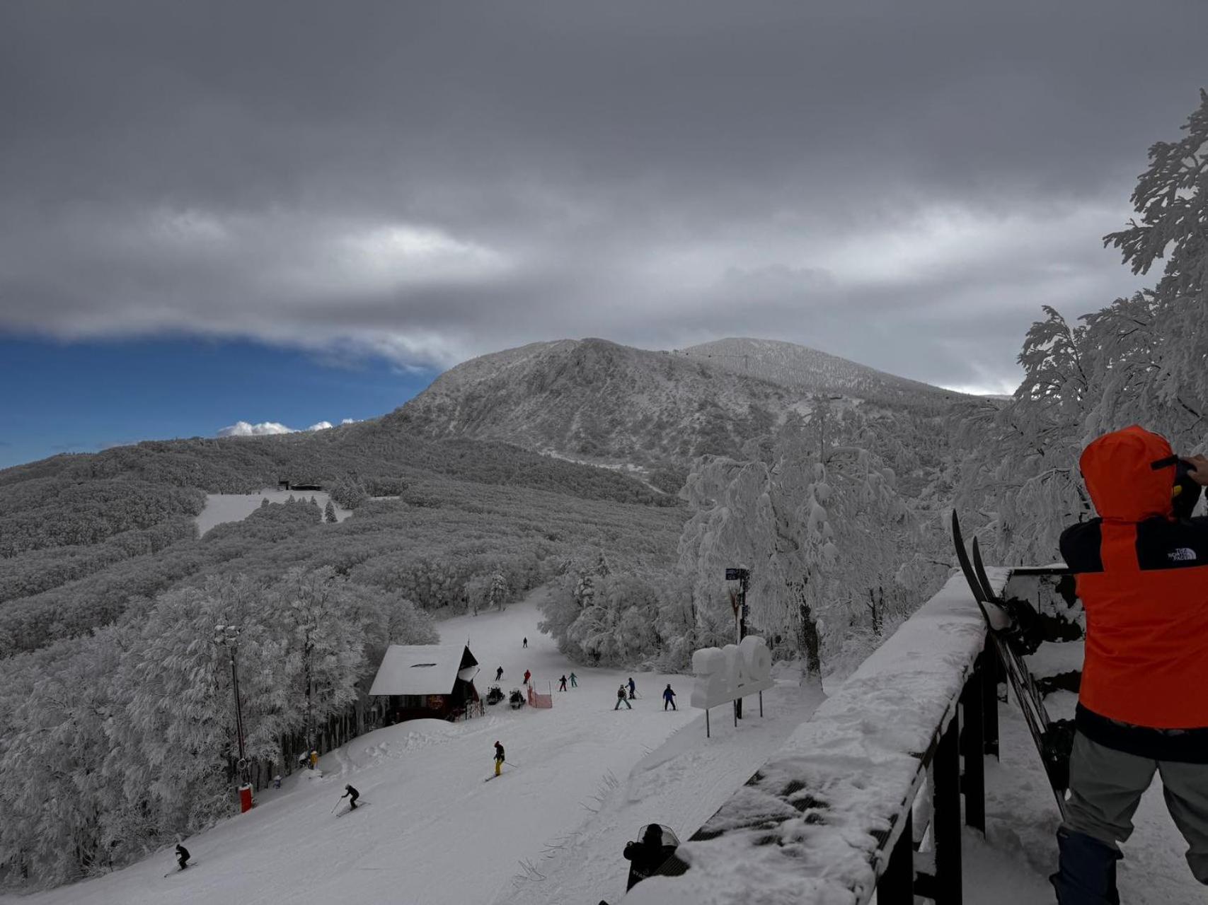 Snowfall Meteor 飛雪流星 Kaminoyama Exterior photo